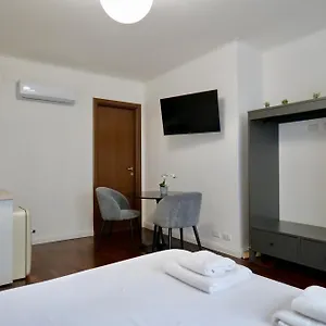 Palatino 28 Roma