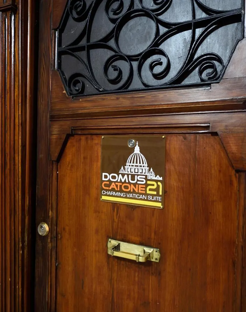 Appartamento Domus Catone 21 Roma